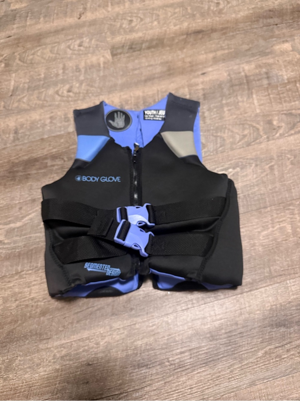Body Glove Youth Life Vest in Black and Periwinkle 55-88 pounds